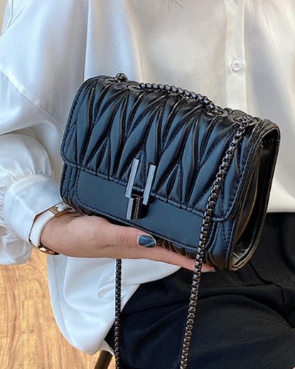 Classic Quilted Crossbody Handbag photo review