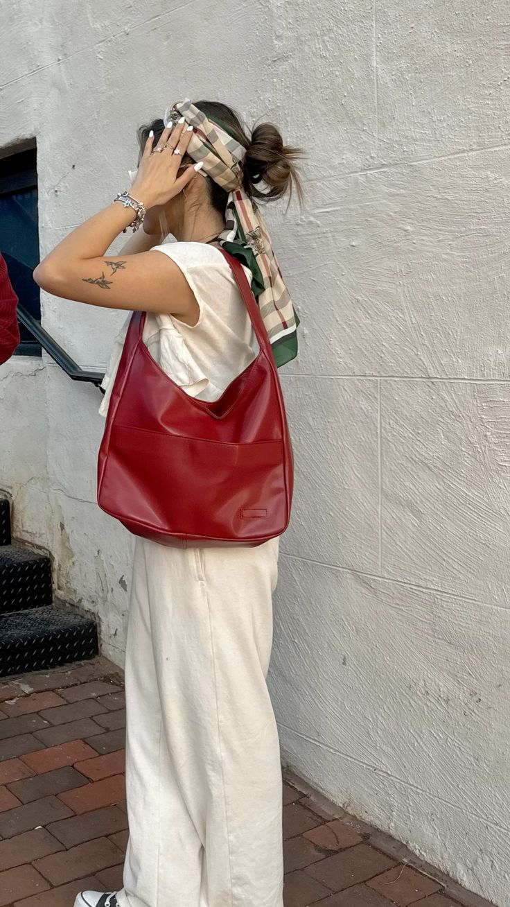 Minimal Soft Hobo Tote Bag photo review