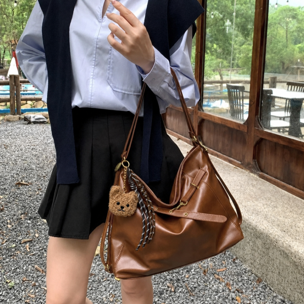 Large Capacity Retro Shoulder Tote
