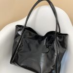 Large Capacity Shoulder Tote photo review