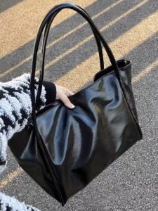 Large Capacity Shoulder Tote photo review