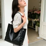 Large Capacity Shoulder Tote photo review