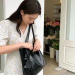 Large Capacity Shoulder Tote photo review