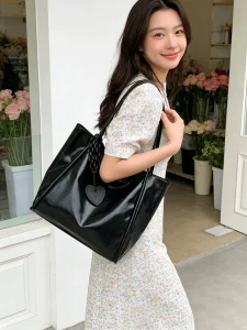 Large Capacity Shoulder Tote photo review