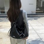 Large Capacity Retro Shoulder Tote photo review