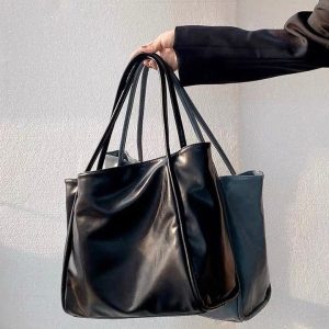 Large Capacity Shoulder Tote photo review