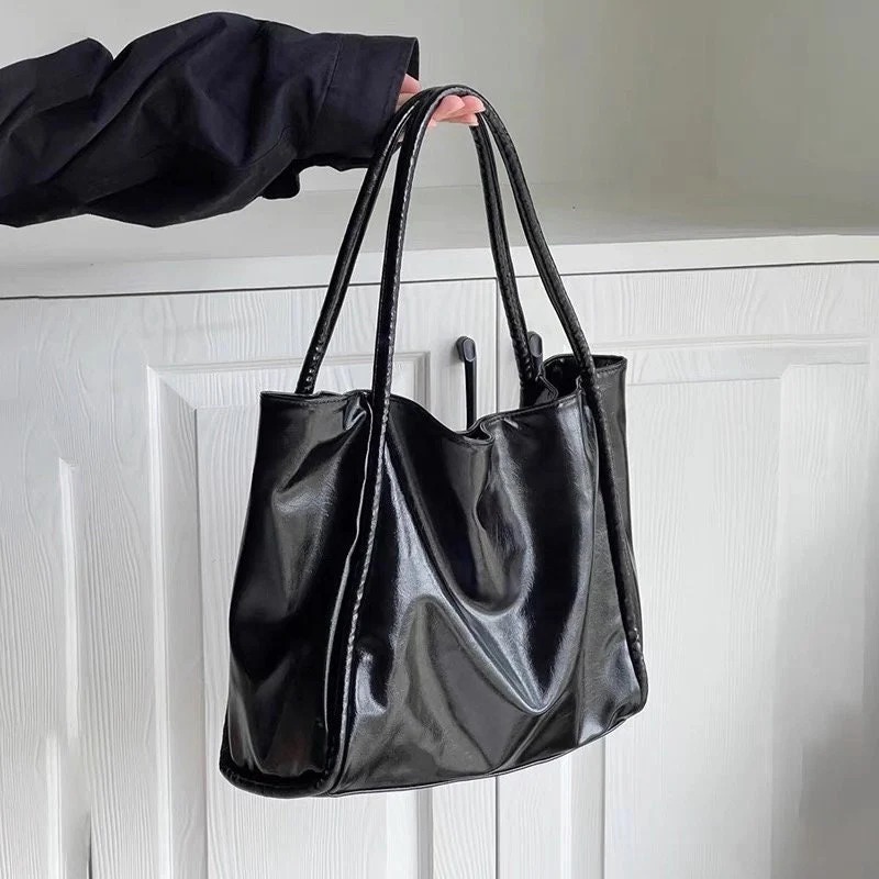 Large Capacity Shoulder Tote photo review